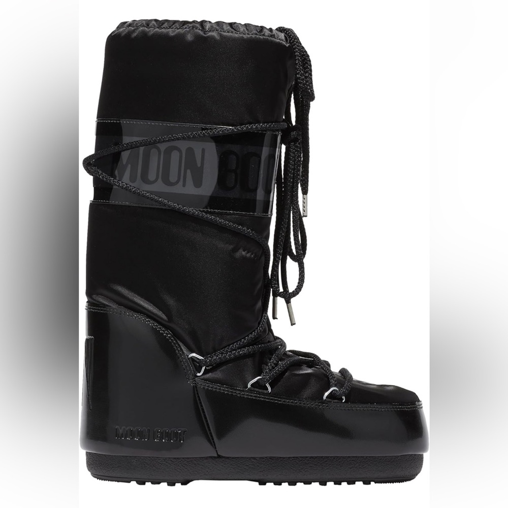 (SOLD) Moon Boots - Black Icon Glance Unisex Boots Size EU 39 - EU 41